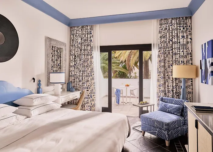 Hotel Seaside Jameos 4*