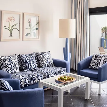 酒店 Seaside Jameos 4*