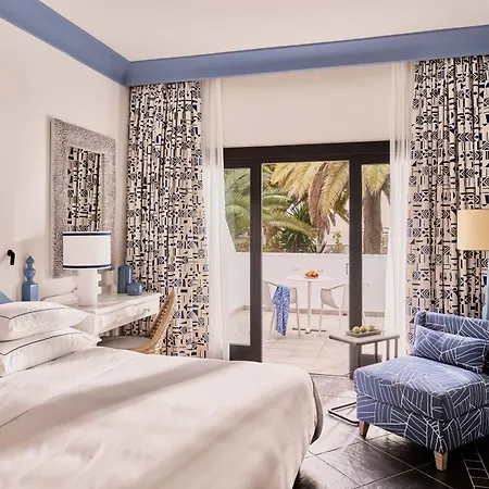 Hotel Seaside Jameos 4*