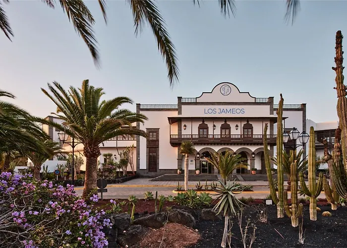 Seaside Jameos Hotel