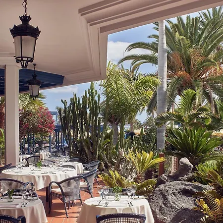 Hotel Seaside Jameos 4*