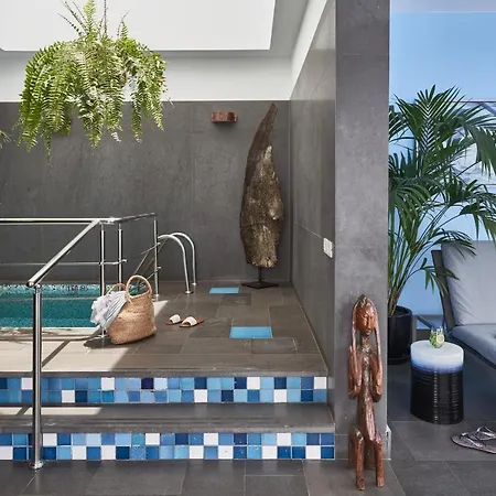 Hotel Seaside Jameos 4*