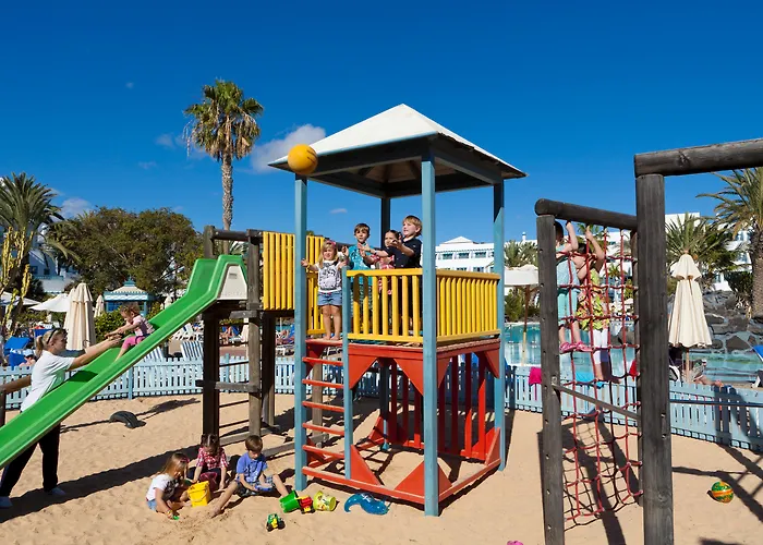 Hotel Seaside Jameos 4*